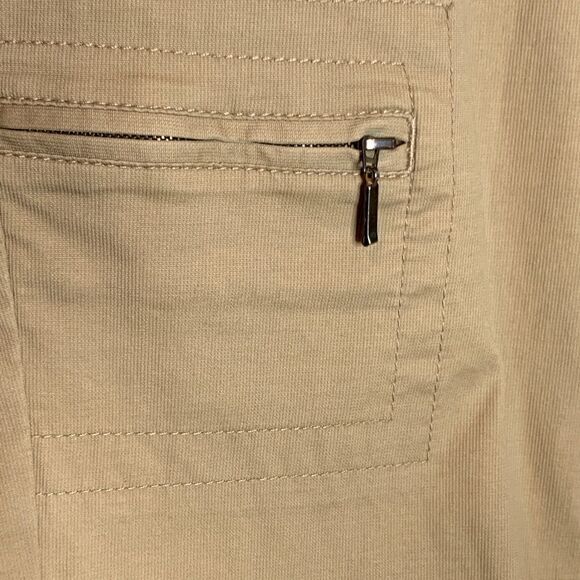 RAFAELLA Tan Capris - Picture 3 of 6